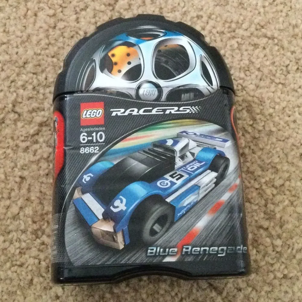 Collectable Legos Racers Blue Renegade 8662 NWOT